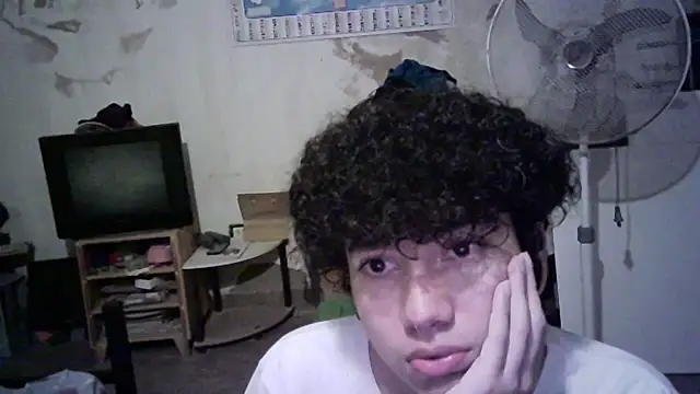 Emv2 online show from 04-18-26, 06:06