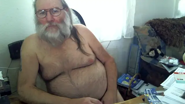 SexySantaC online show from 03-18-25, 02:59