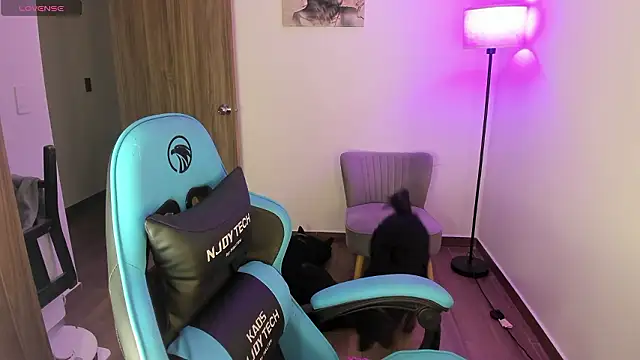 Miss Nicole online show from 03-13-26, 08:37