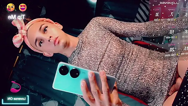 CharlotteBigCock online show from 09-26-25, 02:21