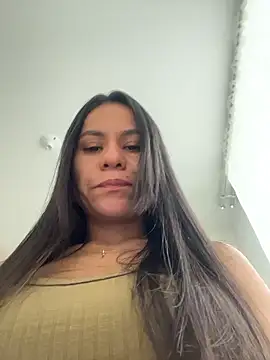 Snapshot of Reggie-Liam chatting on 01-15-26, 06:11 Reggie-Liam online show from 01-15-26, 06:11