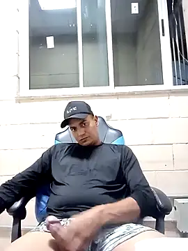 Snapshot of 121fff chatting on 09-09-25, 11:04 121fff online show from 09-09-25, 11:04