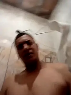 Snapshot of 121fff chatting on 10-25-25, 03:18 121fff online show from 10-25-25, 03:18