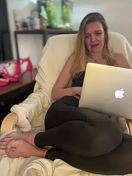 Suesse Schnitte online show from 03-18-25, 12:36