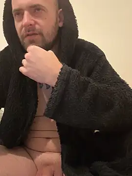 Snapshot of bigguy101 chatting on 01-06-25, 12:16 bigguy101 online show from 01-06-25, 12:16