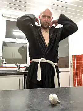 Snapshot of bigguy101 chatting on 01-06-25, 07:20 bigguy101 online show from 01-06-25, 07:20