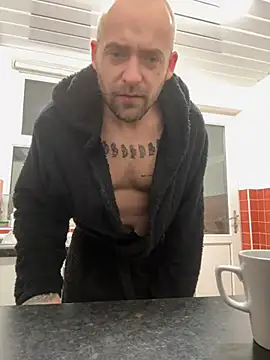 Snapshot of bigguy101 chatting on 01-07-25, 05:33 bigguy101 online show from 01-07-25, 05:33