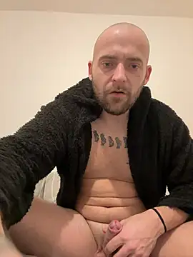 Snapshot of bigguy101 chatting on 01-08-25, 11:09 bigguy101 online show from 01-08-25, 11:09