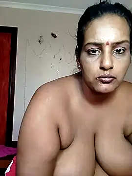 Snapshot of NWC4LYF chatting on 05-09-26, 08:41 NWC4LYF online show from 05-09-26, 08:41