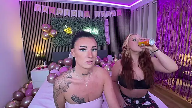 Snapshot of LizaRoxx chatting on 01-16-26, 10:03 LizaRoxx online show from 01-16-26, 10:03