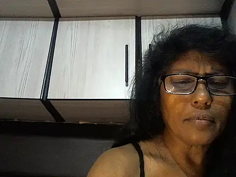 Snapshot of MsAttitude chatting on 09-17-25, 06:42 MsAttitude online show from 09-17-25, 06:42