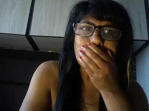 Snapshot of MsAttitude chatting on 11-28-25, 05:54 MsAttitude online show from 11-28-25, 05:54