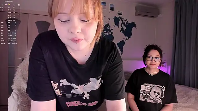 Snapshot of LisaLaas chatting on 01-24-25, 05:32 LisaLaas online show from 01-24-25, 05:32