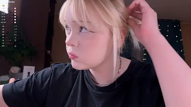 Snapshot of LisaLaas chatting on 02-28-26, 09:16 LisaLaas online show from 02-28-26, 09:16