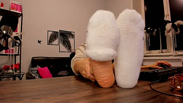 Snapshot of MistyBarnes chatting on 12-05-24, 12:11 MistyBarnes online show from 12-05-24, 12:11