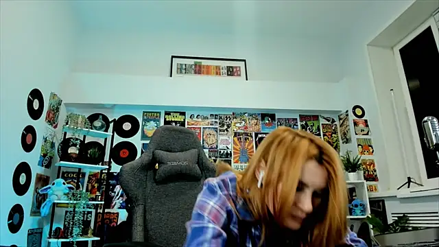 Snapshot of MistyBarnes chatting on 12-16-24, 03:43 MistyBarnes online show from 12-16-24, 03:43