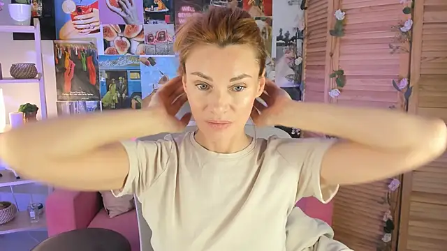 Snapshot of MistyBarnes chatting on 12-18-24, 12:29 MistyBarnes online show from 12-18-24, 12:29