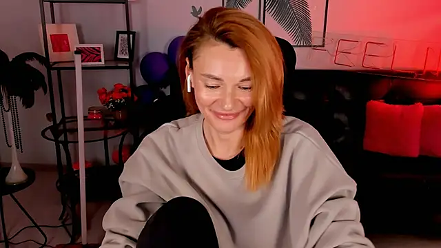 Snapshot of MistyBarnes chatting on 01-09-25, 03:01 MistyBarnes online show from 01-09-25, 03:01