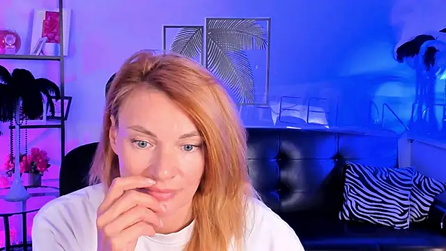 Snapshot of MistyBarnes chatting on 02-27-25, 11:52 MistyBarnes online show from 02-27-25, 11:52