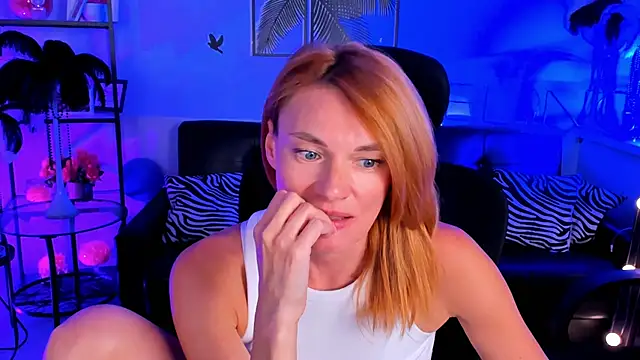 Snapshot of MistyBarnes chatting on 02-27-25, 02:54 MistyBarnes online show from 02-27-25, 02:54