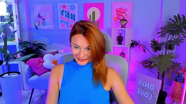 Snapshot of MistyBarnes chatting on 10-19-25, 12:39 MistyBarnes online show from 10-19-25, 12:39