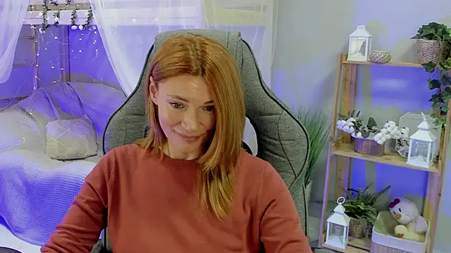 Snapshot of MistyBarnes chatting on 11-28-25, 01:25 MistyBarnes online show from 11-28-25, 01:25