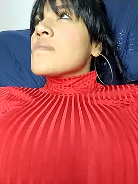 Snapshot of zhayra_rose chatting on 03-16-25, 03:25 zhayra rose online show from 03-16-25, 03:25