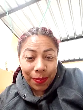 Snapshot of scarlett_bigboobs1 chatting on 02-13-26, 02:02 scarlett bigboobs1 online show from 02-13-26, 02:02