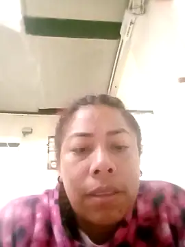 Snapshot of scarlett_bigboobs1 chatting on 02-14-26, 12:57 scarlett bigboobs1 online show from 02-14-26, 12:57