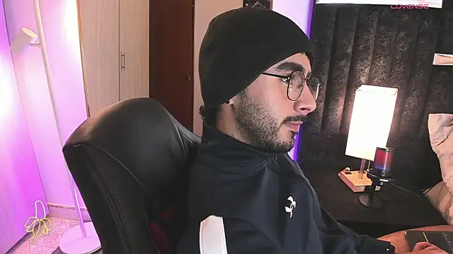 ItsMeEros online show from 04-13-26, 11:10