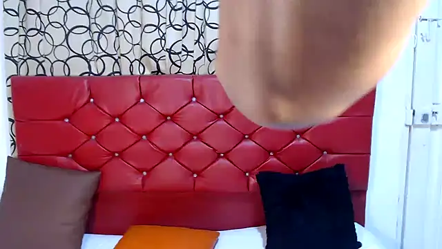 Snapshot of dirtydolltsx chatting on 10-10-25, 09:25 dirtydolltsx online show from 10-10-25, 09:25