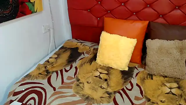 Snapshot of dirtydolltsx chatting on 11-11-25, 03:01 dirtydolltsx online show from 11-11-25, 03:01