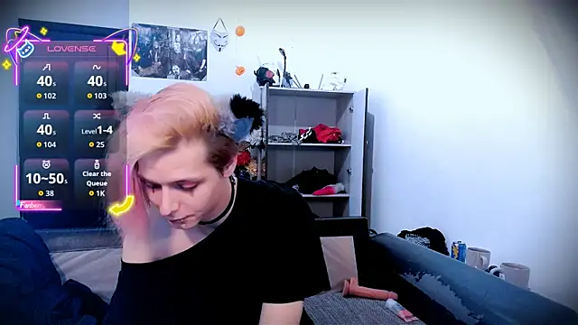 Littlepinkcat online show from 10-02-25, 03:02