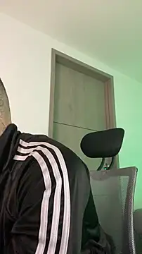  jamesleandros1 online show from 03-30-26, 06:31