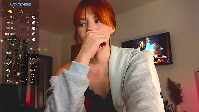 Snapshot of Juliette_Sunshine chatting on 02-03-25, 12:58 Juliette Sunshine online show from 02-03-25, 12:58