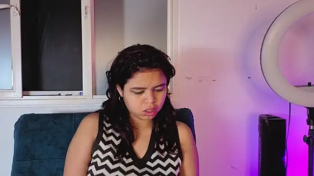 Snapshot of SabinaMerchetti chatting on 02-20-26, 11:32 SabinaMerchetti online show from 02-20-26, 11:32