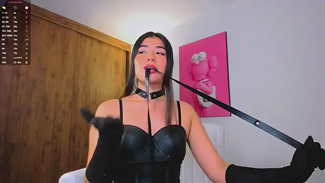 Kim crosspp online show from 12-15-24, 12:18