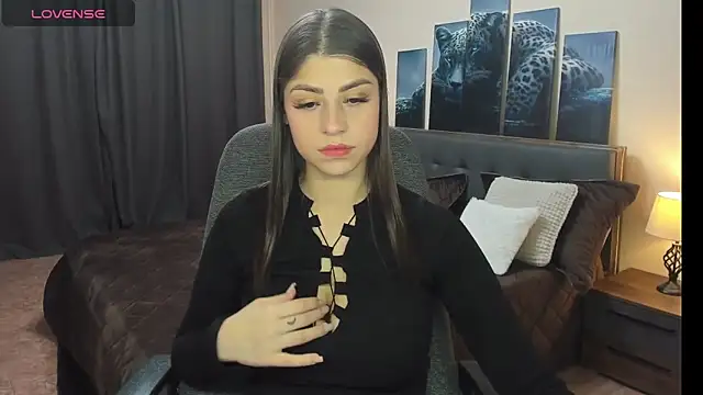 Snapshot of MaryMayson chatting on 12-23-24, 04:28 MaryMayson online show from 12-23-24, 04:28