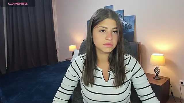 Snapshot of MaryMayson chatting on 02-14-25, 03:47 MaryMayson online show from 02-14-25, 03:47
