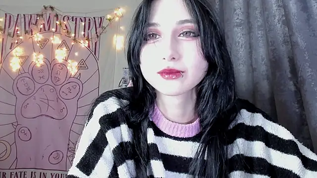 Holy420lolii online show from 10-27-25, 06:56