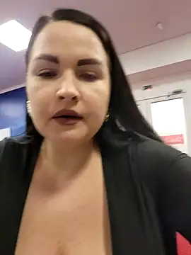 GeorgiaLerox online show from 01-31-25, 12:40