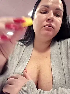 GeorgiaLerox online show from 12-21-25, 12:56