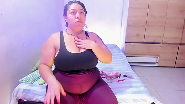 Snapshot of Fierymichef chatting on 09-10-25, 06:52 Fierymichef online show from 09-10-25, 06:52