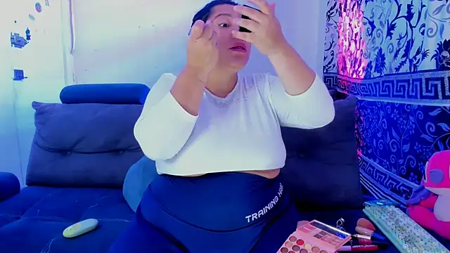 Snapshot of Fierymichef chatting on 10-25-25, 08:36 Fierymichef online show from 10-25-25, 08:36