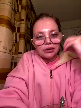 Snapshot of lovebellagrey chatting on 01-06-26, 02:21 lovebellagrey online show from 01-06-26, 02:21