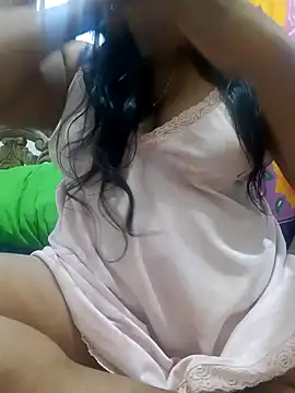 Snapshot of chubby_wife chatting on 01-02-25, 11:31 chubby wife online show from 01-02-25, 11:31