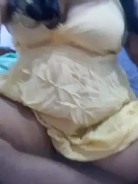 Snapshot of chubby_wife chatting on 11-16-25, 04:40 chubby wife online show from 11-16-25, 04:40