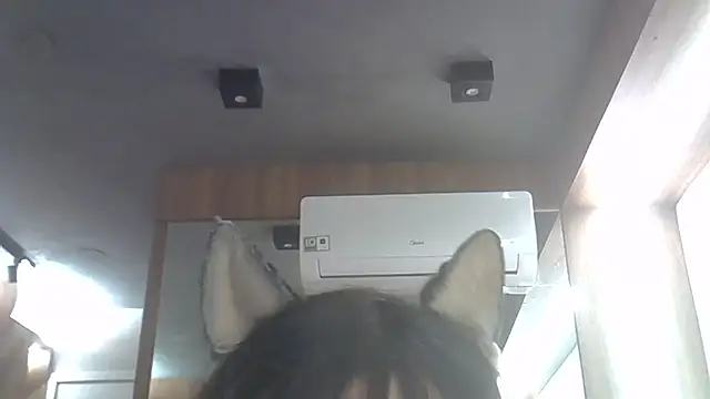 Skinny-Kitten online show from 06-04-26, 11:33