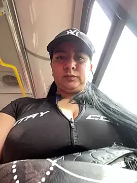 Abril Luv online show from 03-01-25, 07:26