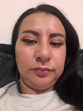 Abril Luv online show from 03-05-25, 12:38